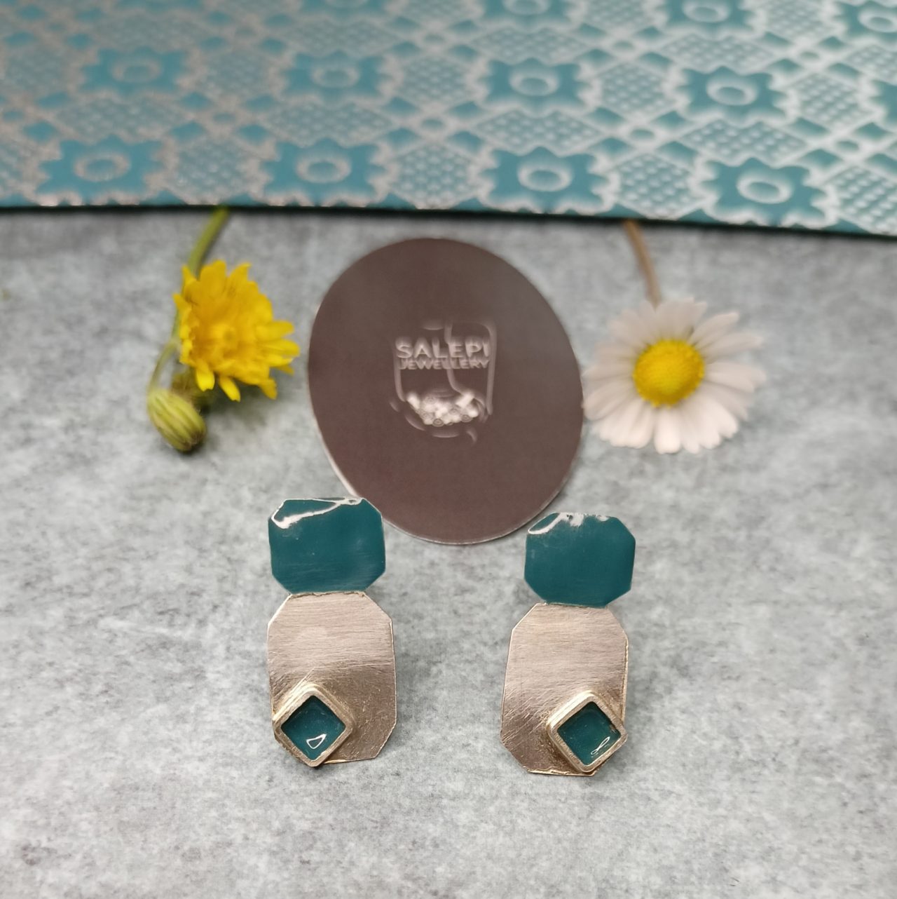 Ασημένια 925 σκουλαρίκια Αφροδίτη alt=''χειροποίητα σκουλαρίκια'' alt=''handmade earrings'' alt=''γυναικείο κόσμημα'' alt=''woman jewelry'' alt=''χειροποίητα κοσμήματα'' alt=''handmade jewelry'' alt=''κοσμήματα'' alt=''jewelry''