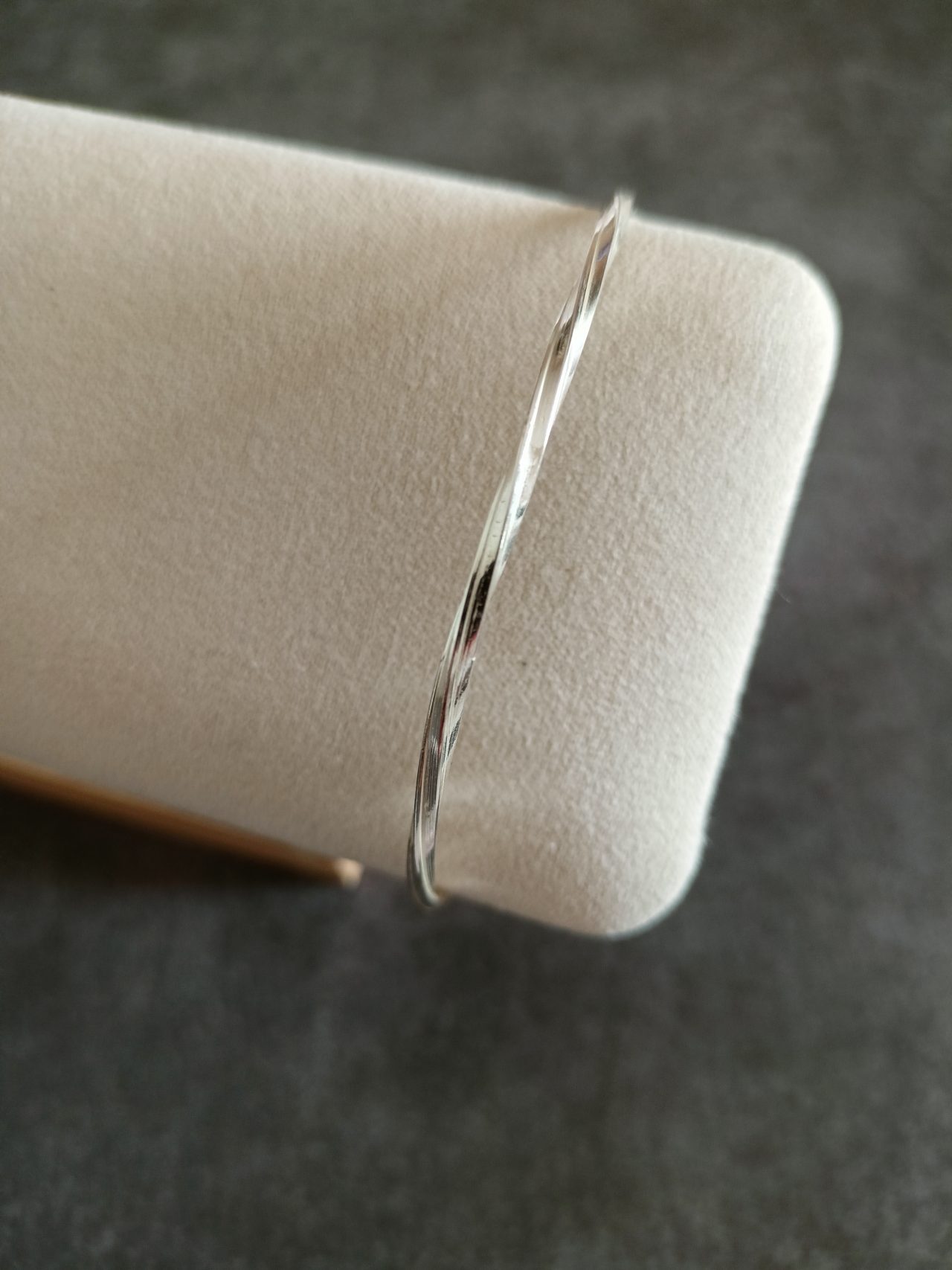 Agisistratis silver handcuff bracelet 11 Ασημένια 925 χειροπέδα Αγησιστράτη!
alt=''Χειροποίητο βραχιόλι'' alt=''handmade Bracelet'' alt=''γυναικείο κόσμημα'' alt=''woman jewelry'' alt=''χειροποίητα κοσμήματα'' alt=''handmade jewelry'' alt=''κοσμήματα'' alt=''jewelry'