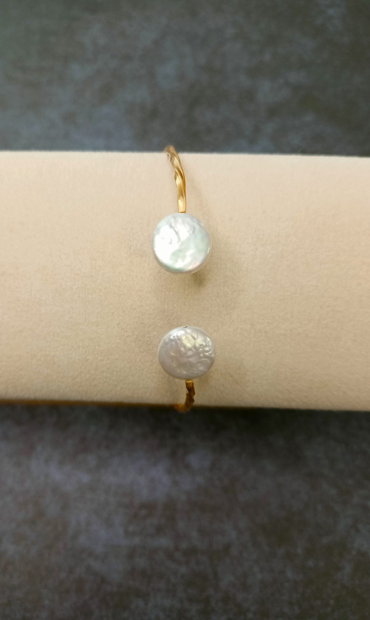 Ασημένια χειροπέδα Αντιόπη! 11 Ασημένια χειροπέδα Αντιόπη alt=''Ασημένια βραχιόλια'' alt=''silver bracelets'' alt=''χειροποίητα βραχιόλια'' alt=''handmade bracelets'' alt=''γυναικείο κόσμημα'' alt=''woman jewelry'' alt=''χειροποίητα κοσμήματα'' alt=''handmade jewelry'' alt=''κοσμήματα'' alt=''jewelry''