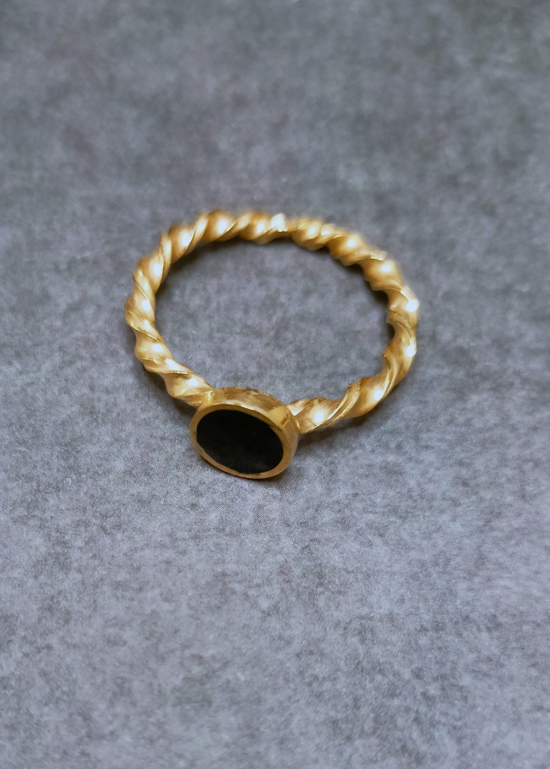 Ασημένιο δαχτυλίδι Καλιάνδη