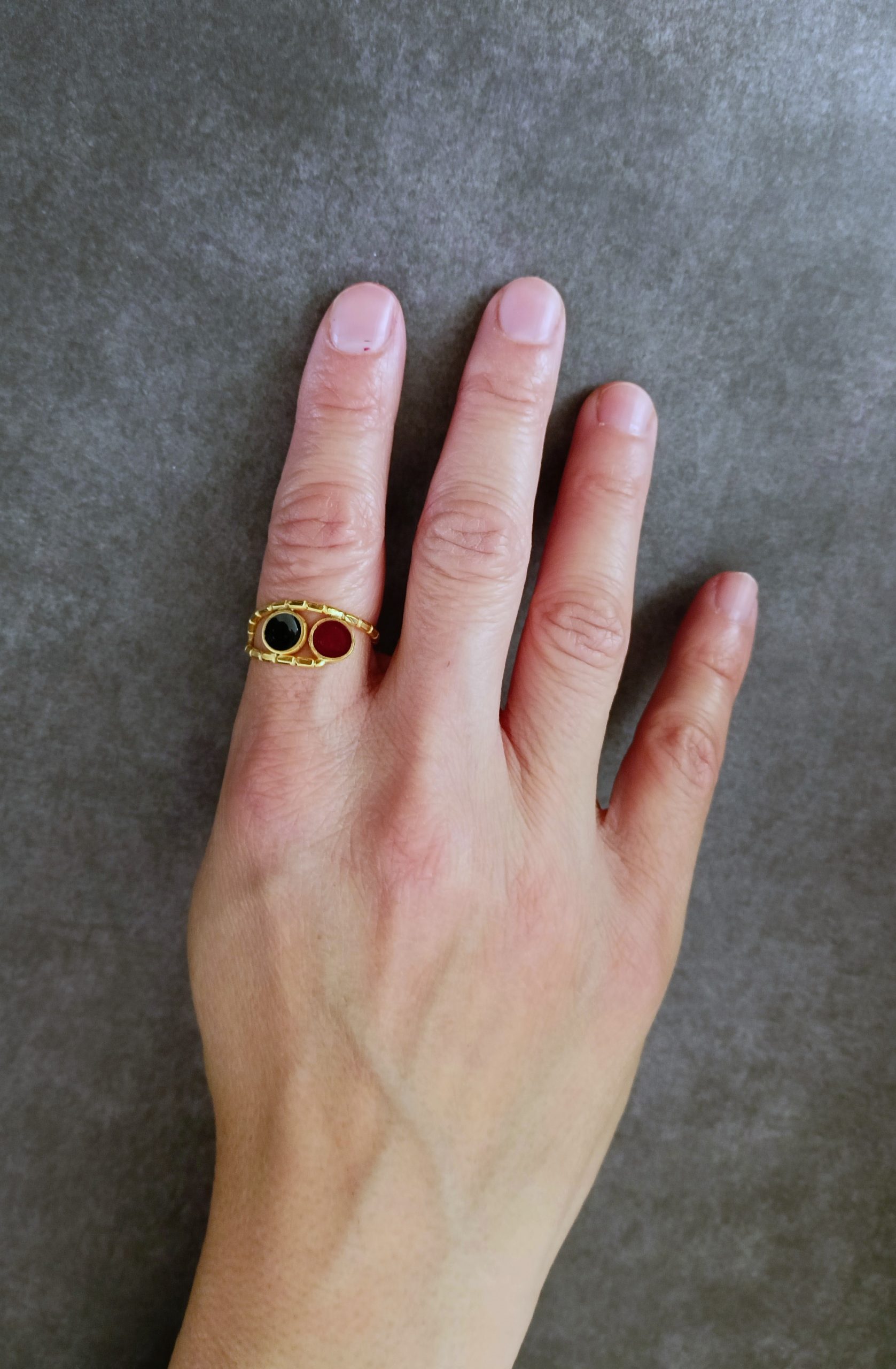 Επιχρυσωμένο δαχτυλίδι Ευρυδίκη!