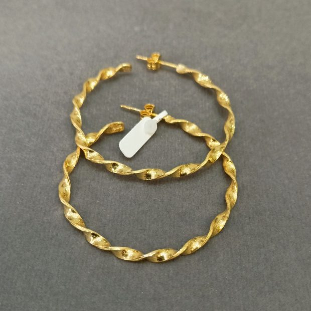 Ασημένιοι 925 κρίκοι Ισμήνη
alt=''χειροποίητα σκουλαρίκια'' alt=''handmade earrings'' alt=''γυναικείο κόσμημα'' alt=''woman jewelry'' alt=''χειροποίητα κοσμήματα'' alt=''handmade jewelry'' alt=''κοσμήματα'' alt=''jewelry''