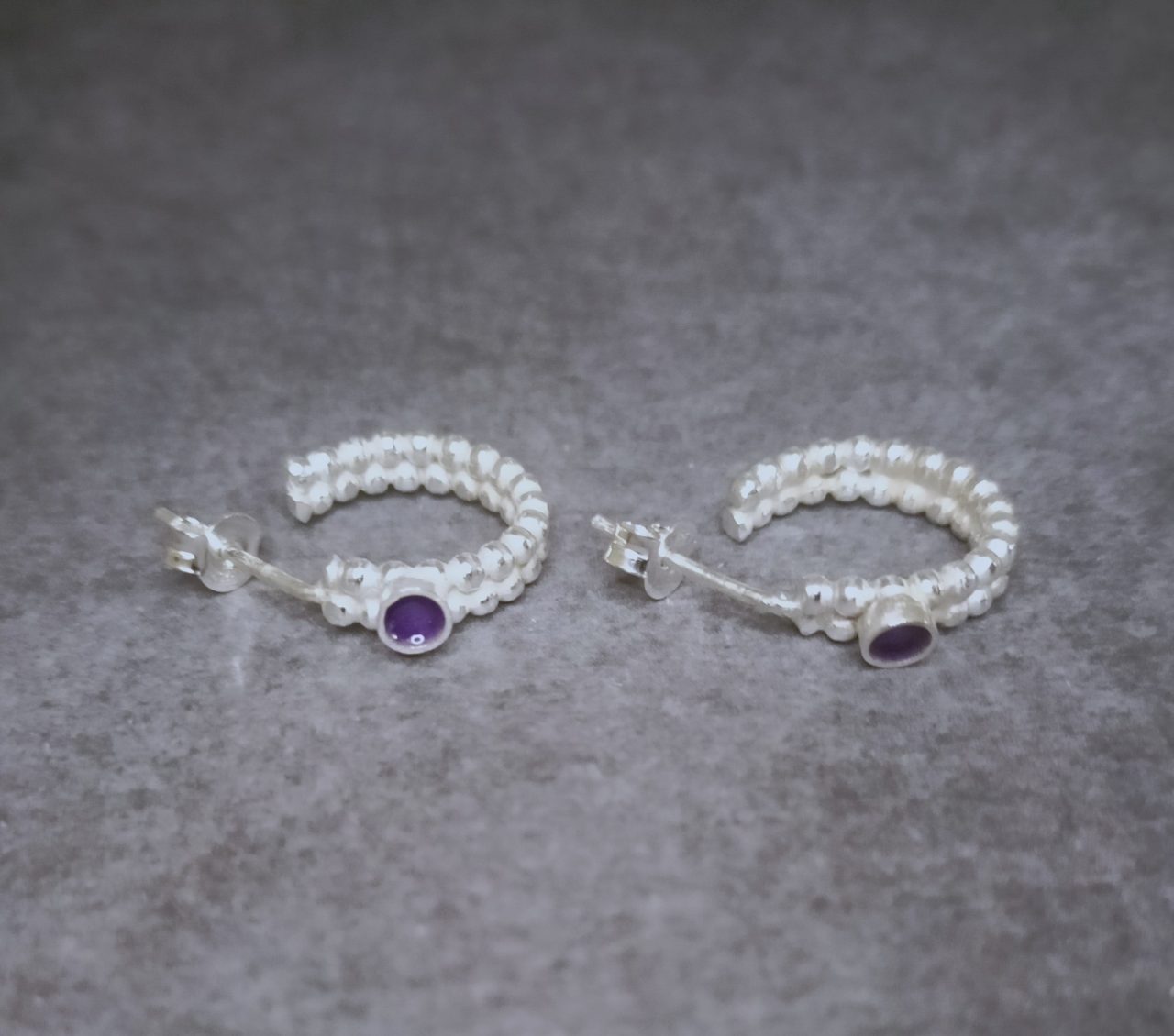 Myrto silver hoops 3 Ασημένιοι 925 κρίκοι Μυρτώ alt=''χειροποίητα σκουλαρίκια'' alt=''handmade earrings'' alt=''γυναικείο κόσμημα'' alt=''woman jewelry'' alt=''χειροποίητα κοσμήματα'' alt=''handmade jewelry'' alt=''κοσμήματα'' alt=''jewelry''