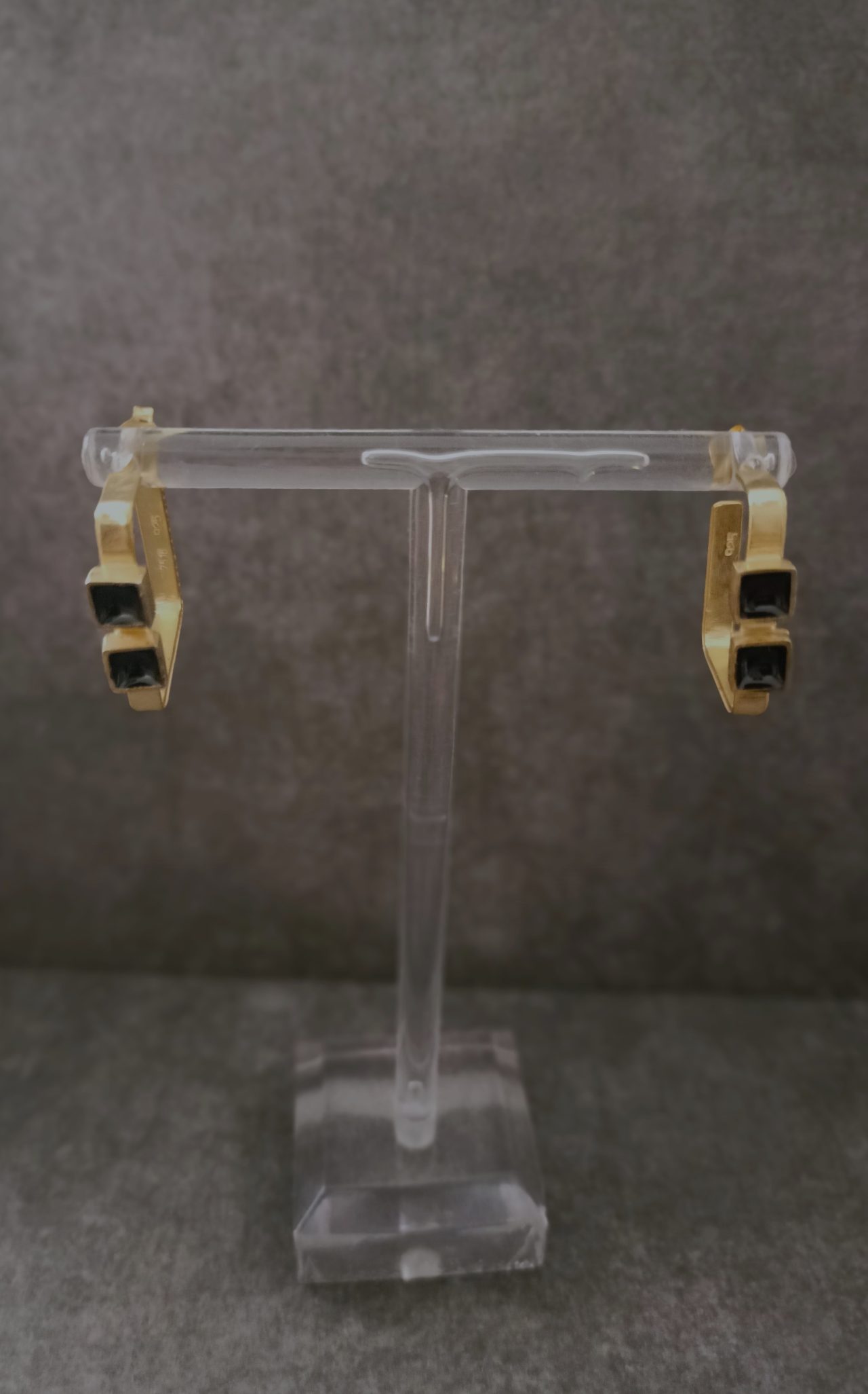 Gold-plated hoops Kirki 3 Επιχρυσωμένοι 925 κρίκοι Κίρκη alt=''χειροποίητα σκουλαρίκια'' alt=''handmade earrings'' alt=''γυναικείο κόσμημα'' alt=''woman jewelry'' alt=''χειροποίητα κοσμήματα'' alt=''handmade jewelry'' alt=''κοσμήματα'' alt=''jewelry''