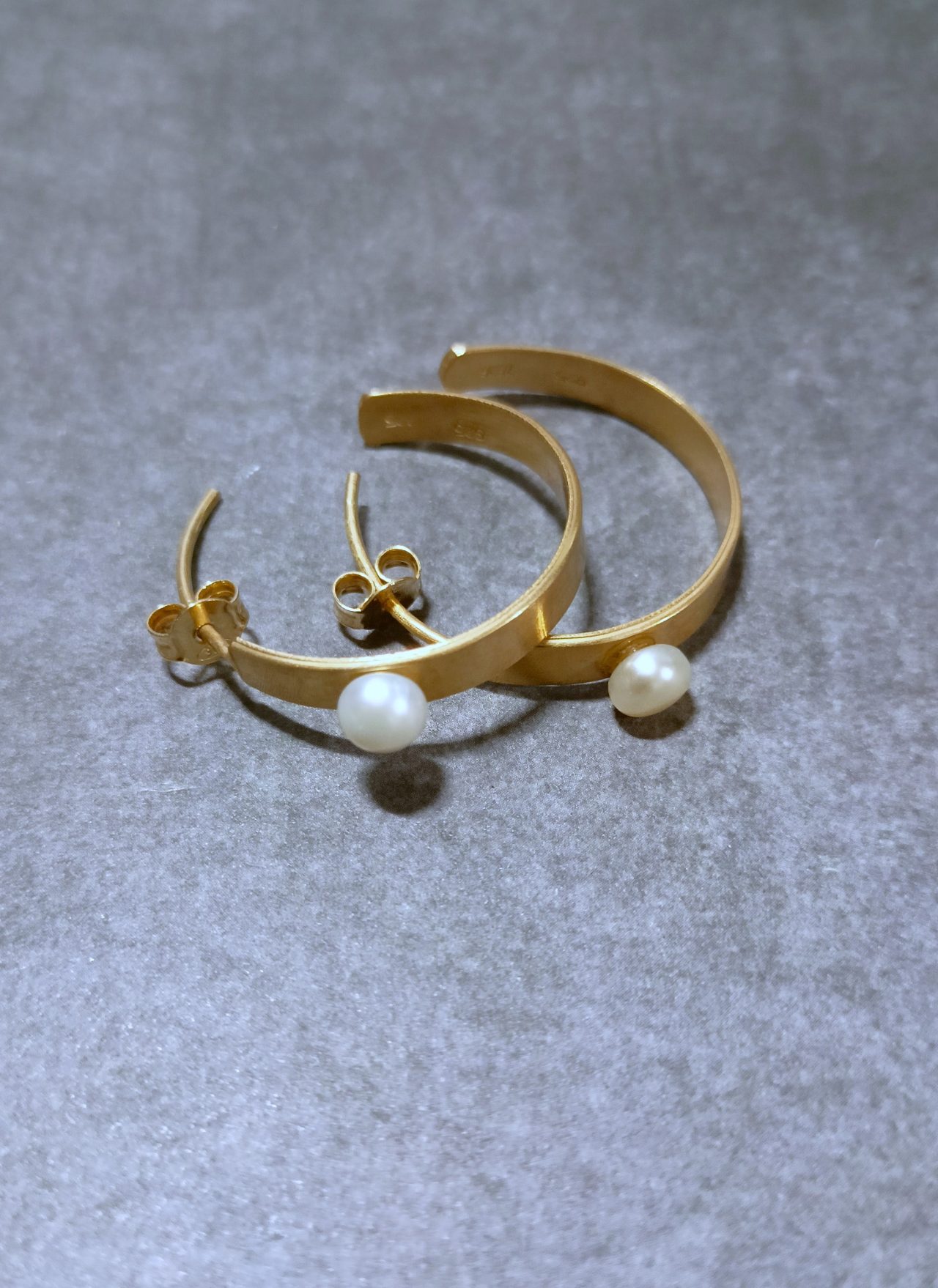 Επιχρυσωμένοι 925 κρίκοι Κλειώ alt=''χειροποίητα σκουλαρίκια'' alt=''handmade earrings'' alt=''γυναικείο κόσμημα'' alt=''woman jewelry'' alt=''χειροποίητα κοσμήματα'' alt=''handmade jewelry'' alt=''κοσμήματα'' alt=''jewelry''