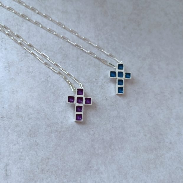 Ασημένιος γυναικείος Σταυρός Αμαλία! alt=''Χειροποίητος Σταυρός'' alt=''handmade Cross'' alt=''Γυναικείος Σταυρός'' alt=''woman Cross'' alt=''woman jewelry'' alt=''χειροποίητα κοσμήματα'' alt=''handmade jewelry'' alt=''κοσμήματα'' alt=''jewelry'