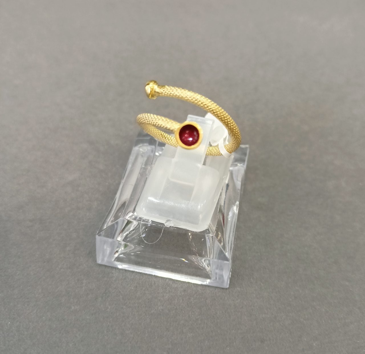 Gold plated 925 Erasmia ring!<br><br> 5 Επιχρυσωμένο 925 δαχτυλίδι Ερασμία! alt=''Χειροποίητο Δαχτυλίδι'' alt=''handmade rings'' alt=''γυναικείο κόσμημα'' alt=''woman jewelry'' alt=''χειροποίητα κοσμήματα'' alt=''handmade jewelry'' alt=''κοσμήματα'' alt=''jewelry'