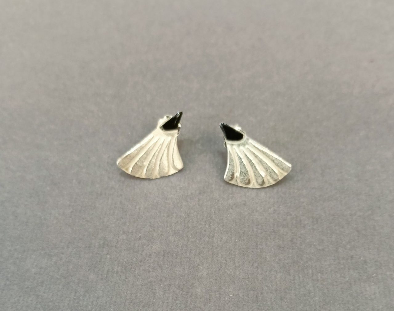 Ασημένια 925 σκουλαρίκια Φιλαρέτη
alt=''χειροποίητα σκουλαρίκια'' alt=''handmade earrings'' alt=''γυναικείο κόσμημα'' alt=''woman jewelry'' alt=''χειροποίητα κοσμήματα'' alt=''handmade jewelry'' alt=''κοσμήματα'' alt=''jewelry''