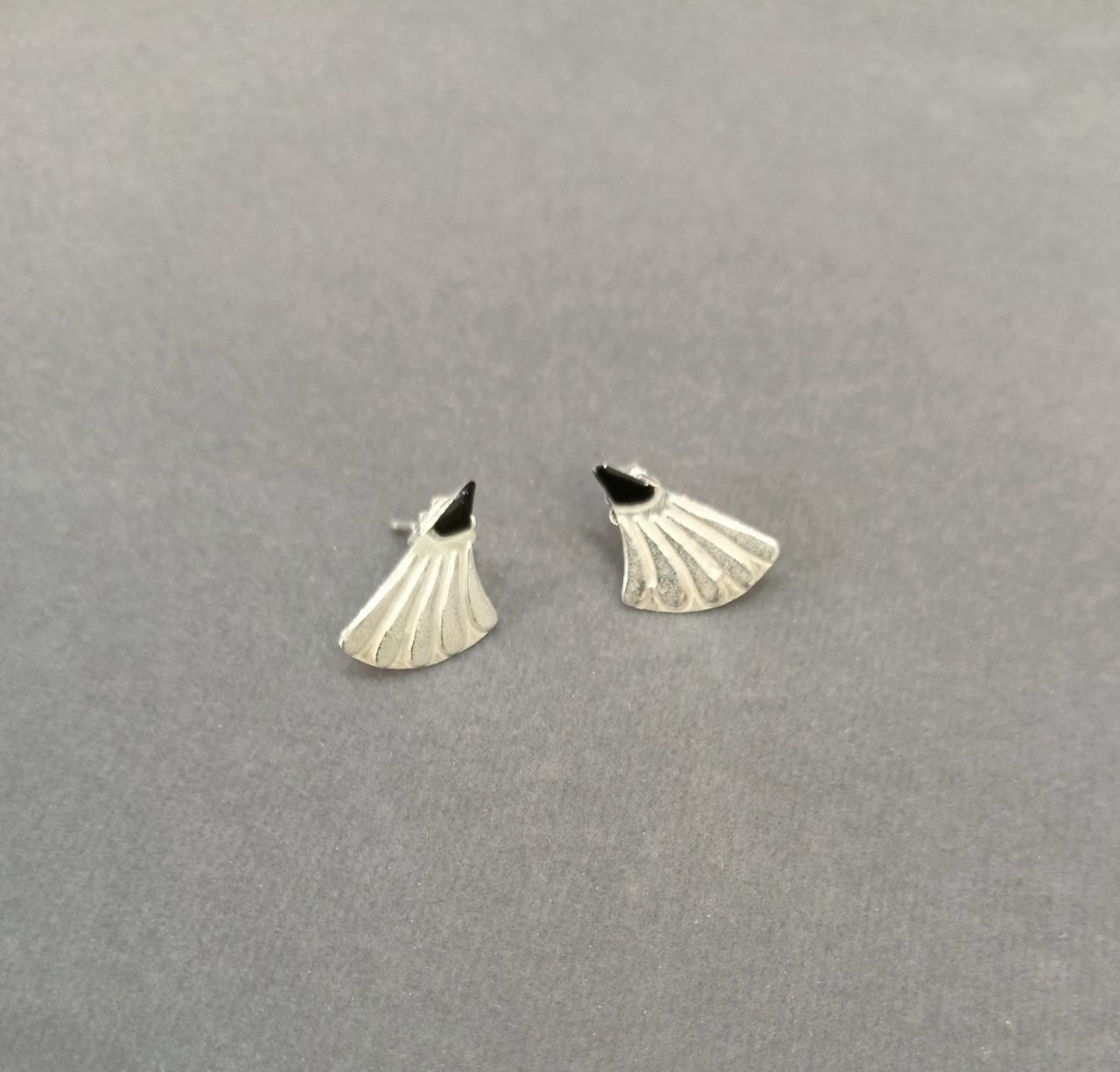 Ασημένια 925 σκουλαρίκια Φιλαρέτη
alt=''χειροποίητα σκουλαρίκια'' alt=''handmade earrings'' alt=''γυναικείο κόσμημα'' alt=''woman jewelry'' alt=''χειροποίητα κοσμήματα'' alt=''handmade jewelry'' alt=''κοσμήματα'' alt=''jewelry''