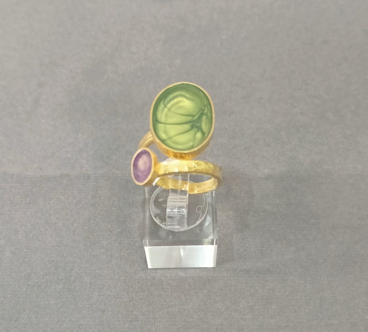 Επιχρυσωμένο ασημένιο δαχτυλίδι 925 με fantasy prisme – Ιόλη 7 alt="Επιχρυσωμένο ασημένιο δαχτυλίδι 925 με fantasy prisme – Ιόλη"