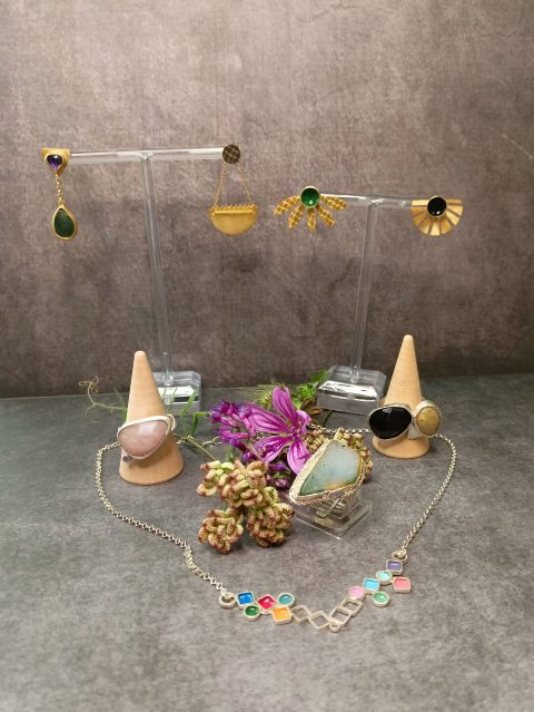 alt=“ασημένια γυναικεία κοσμήματα”, alt="Ασημένια γυναικεία κοσμήματα – Χειροποίητα κοσμήματα Salepi Jewellery"